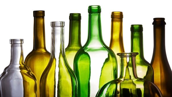 18 Clever Uses for Empty Glass Bottles