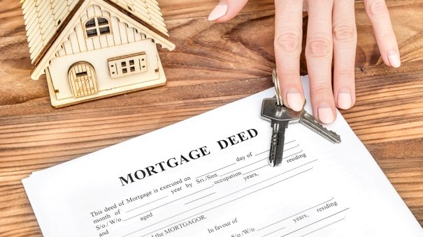 5 Essential Tips Before Adding a Person to the Deed