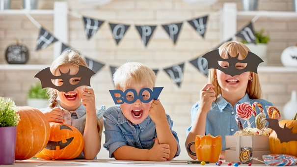 15 Halloween Money