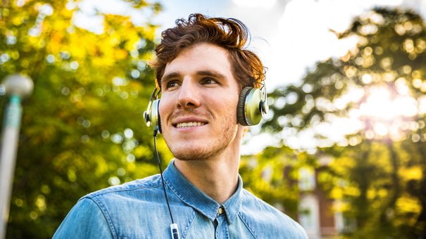 6 Essential Podcasts for Travel Enthusiasts