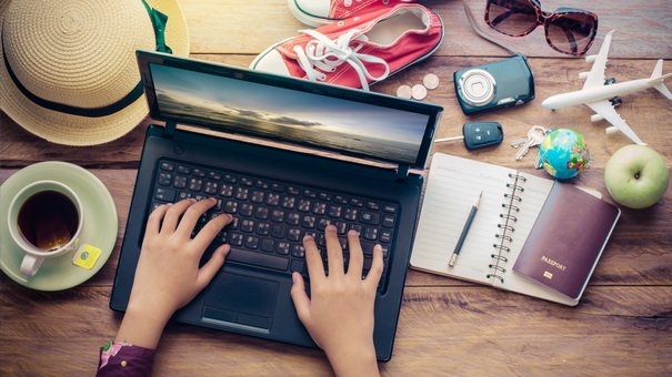 5 Essential Money Moves to Make Before Traveling Abroad