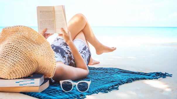 10 Enjoyable Money Books for the Beach
