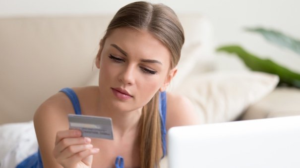 5 Ways Credit Card Rewards Might Waste Your Money