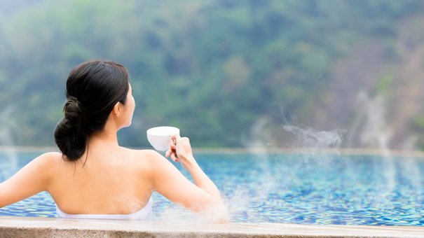 6 Affordable Hot Springs for a Relaxing Fall Getaway